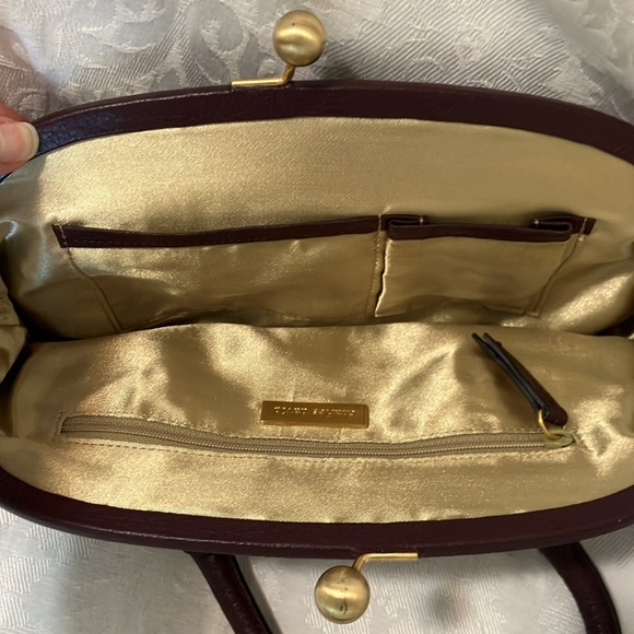 Charles David Leather Handbag and Dust Bag PRICE DROP - Picture 12 of 15